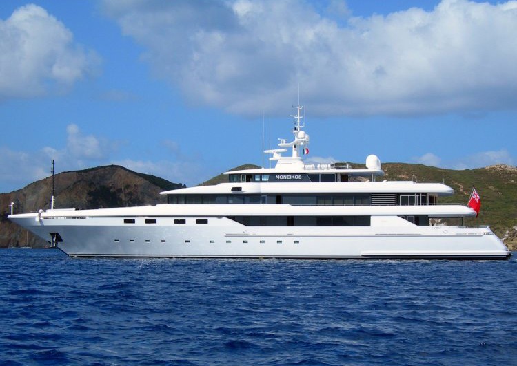 Yacht MONEIKOS, Codecasa | CHARTERWORLD Luxury Superyacht Charters